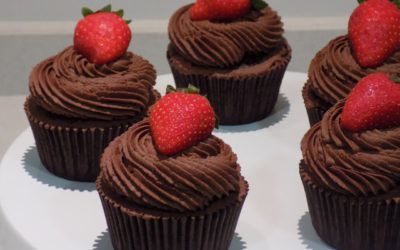Cómo hacer unos cupcakes de chocolate intenso