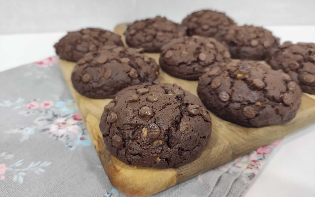 Receta – Cookies extrachocolateadas con nueces